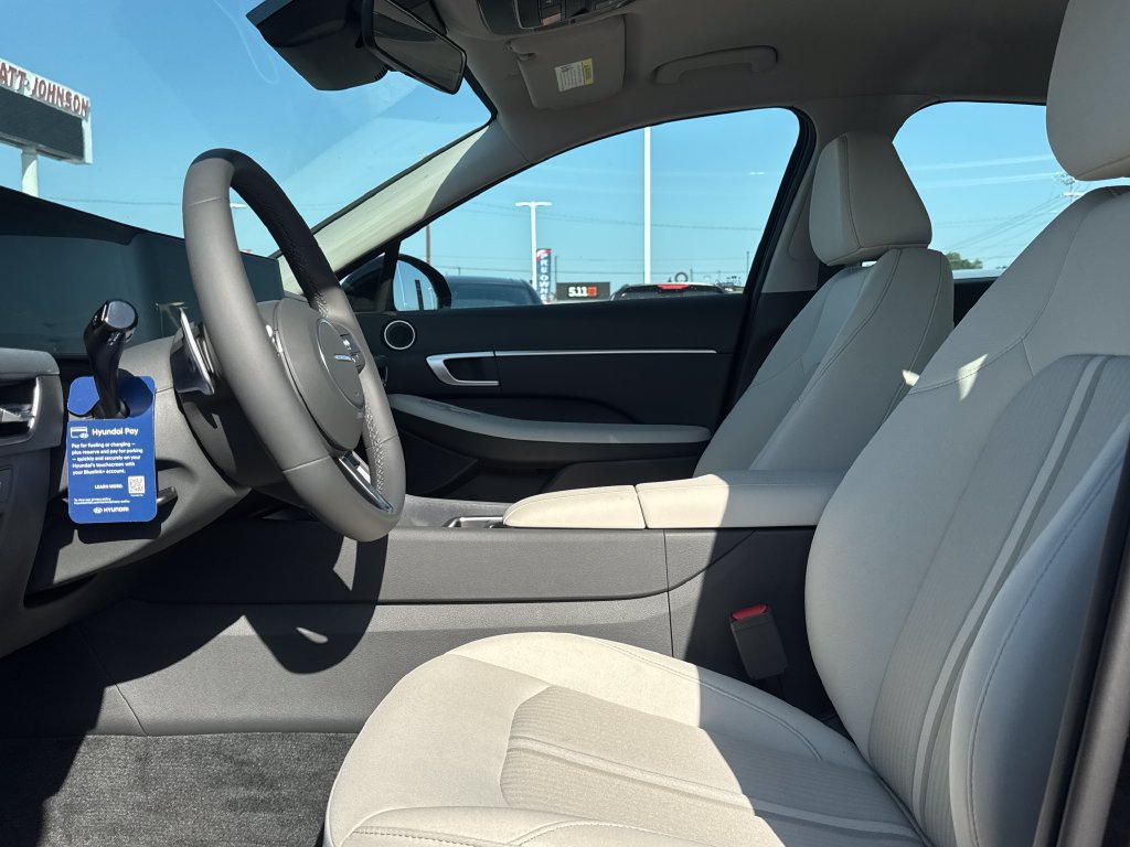 New 2026 Hyundai Sonata SEL FWD image 11