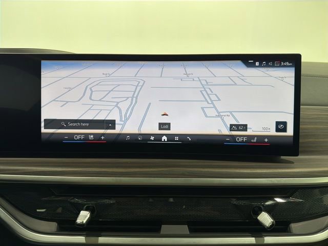 Used 2026 BMW X7 xDrive40i w/ Premium Package image 37