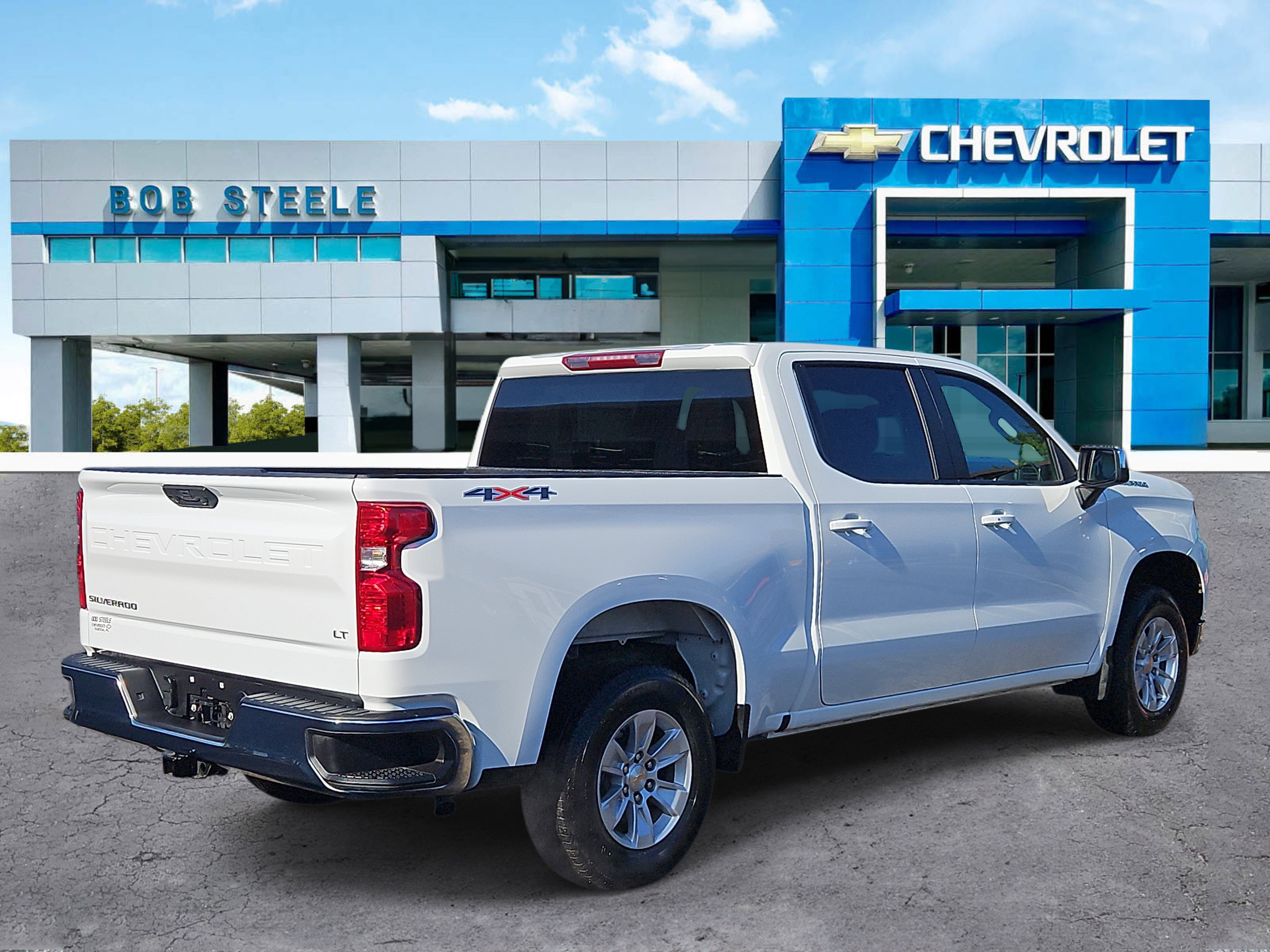 Certified 2025 Chevrolet Silverado 1500 LT AWD/4WD image 4