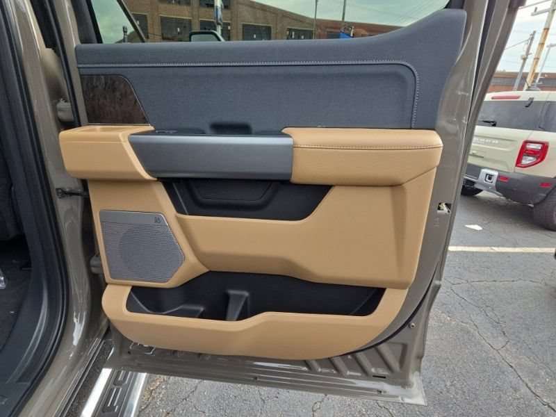 New 2026 Ford F450 Lariat w/ FX4 Off-Road Package AWD/4WD image 19