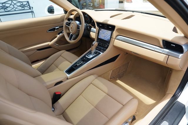 Used 2017 Porsche 911 Carrera image 16