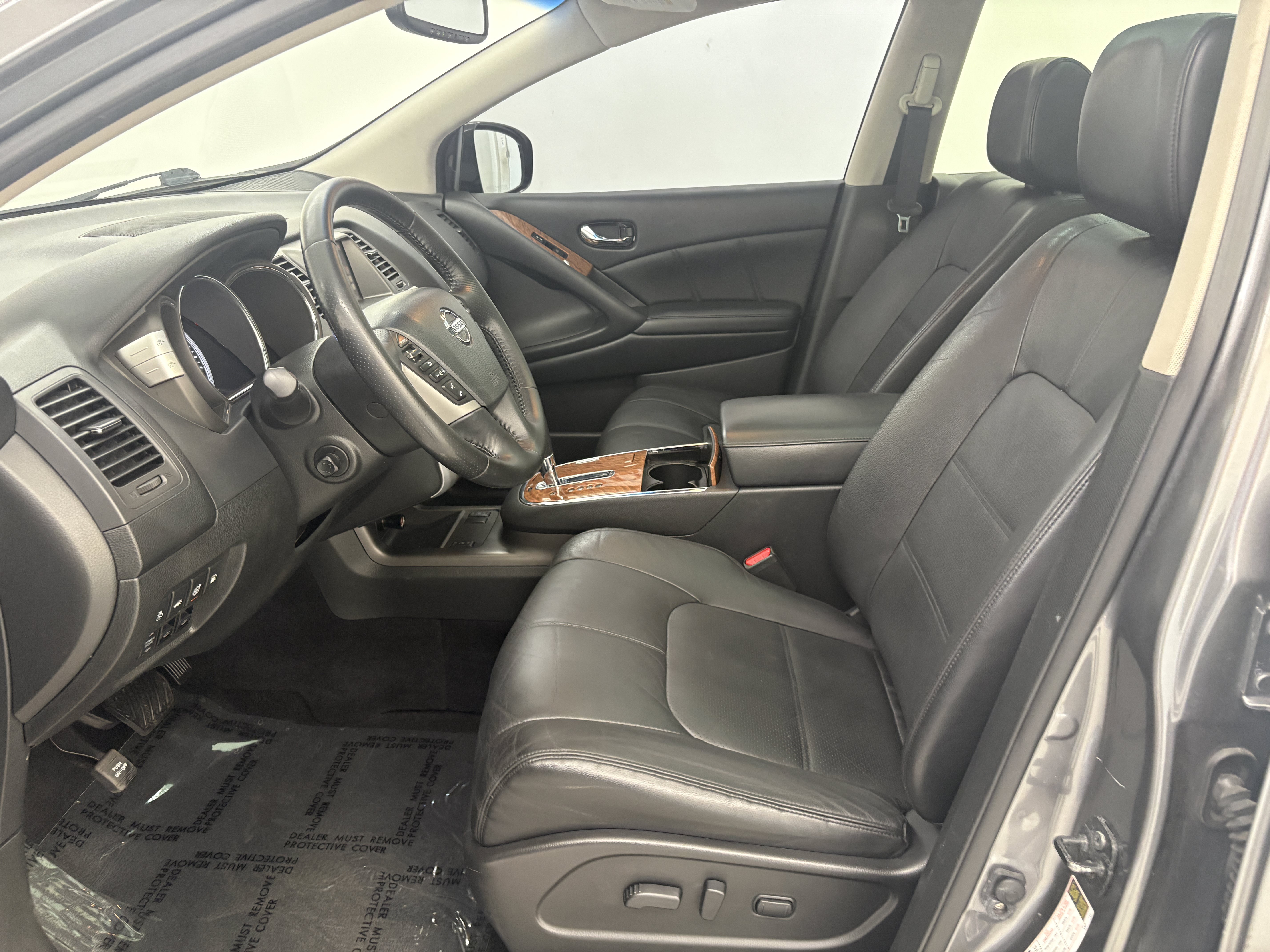 Used 2013 Nissan Murano LE w/ Platinum Pkg FWD image 12