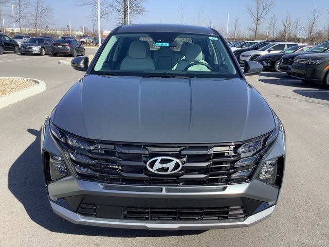 Certified 2025 Hyundai Tucson SE AWD/4WD image 3