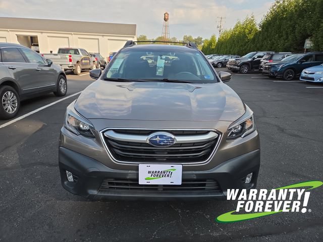 Used 2022 Subaru Outback Premium AWD/4WD image 2