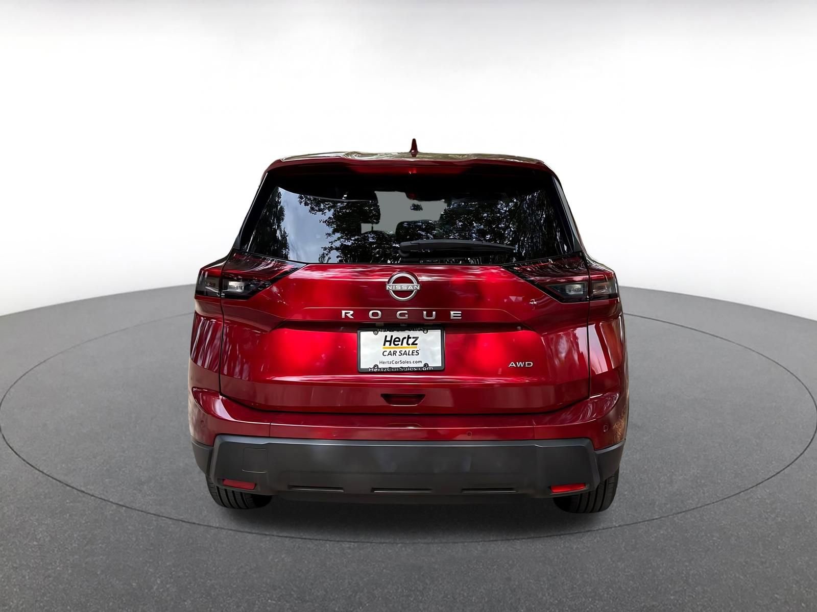 Used 2025 Nissan Rogue SV AWD/4WD image 6
