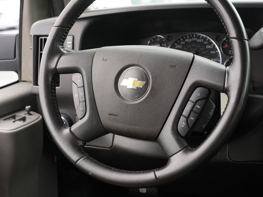 Used 2022 Chevrolet Express 3500 LS RWD image 29