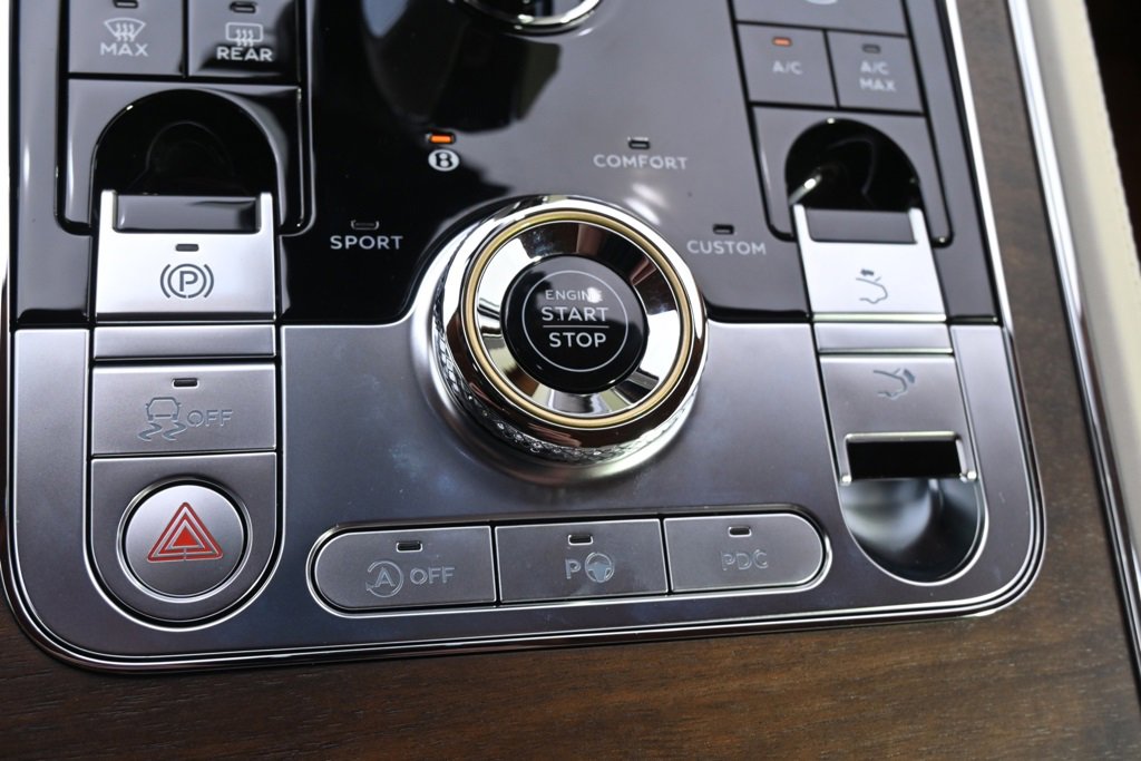 Used 2024 Bentley Continental GT image 38