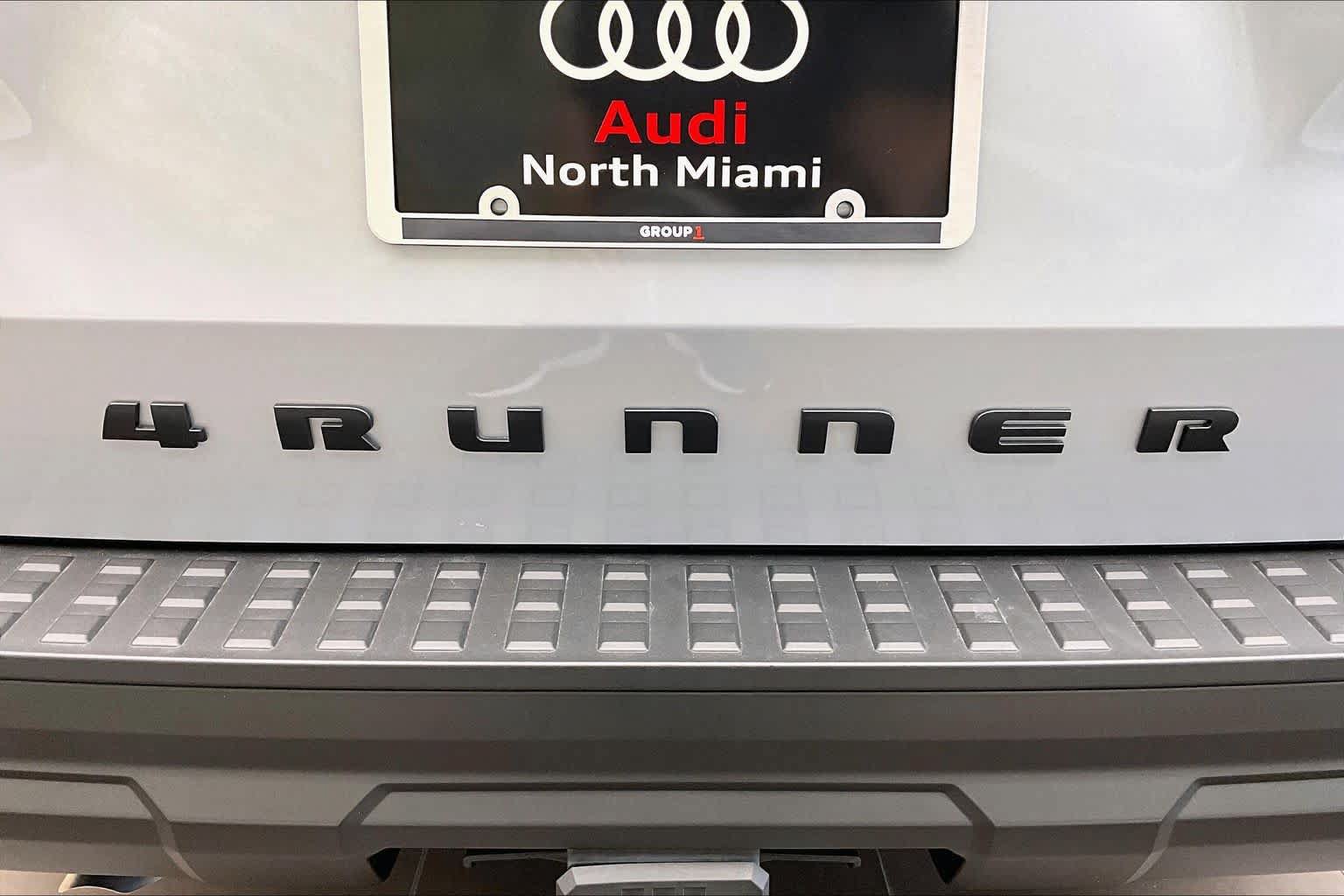 Used 2025 Toyota 4Runner SR5 RWD image 31