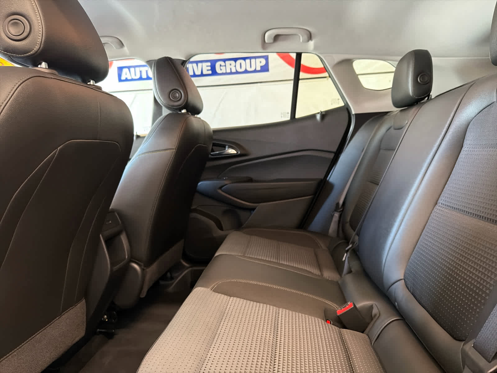 Used 2024 Chevrolet Trax LT image 19