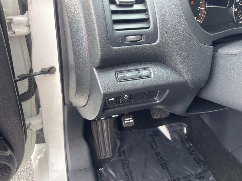 Used 2017 Nissan Altima 2.5 S w/ Power Driver Seat Package FWD image 16