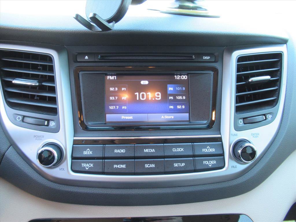 Used 2018 Hyundai Tucson SE w/ Cargo Package image 26