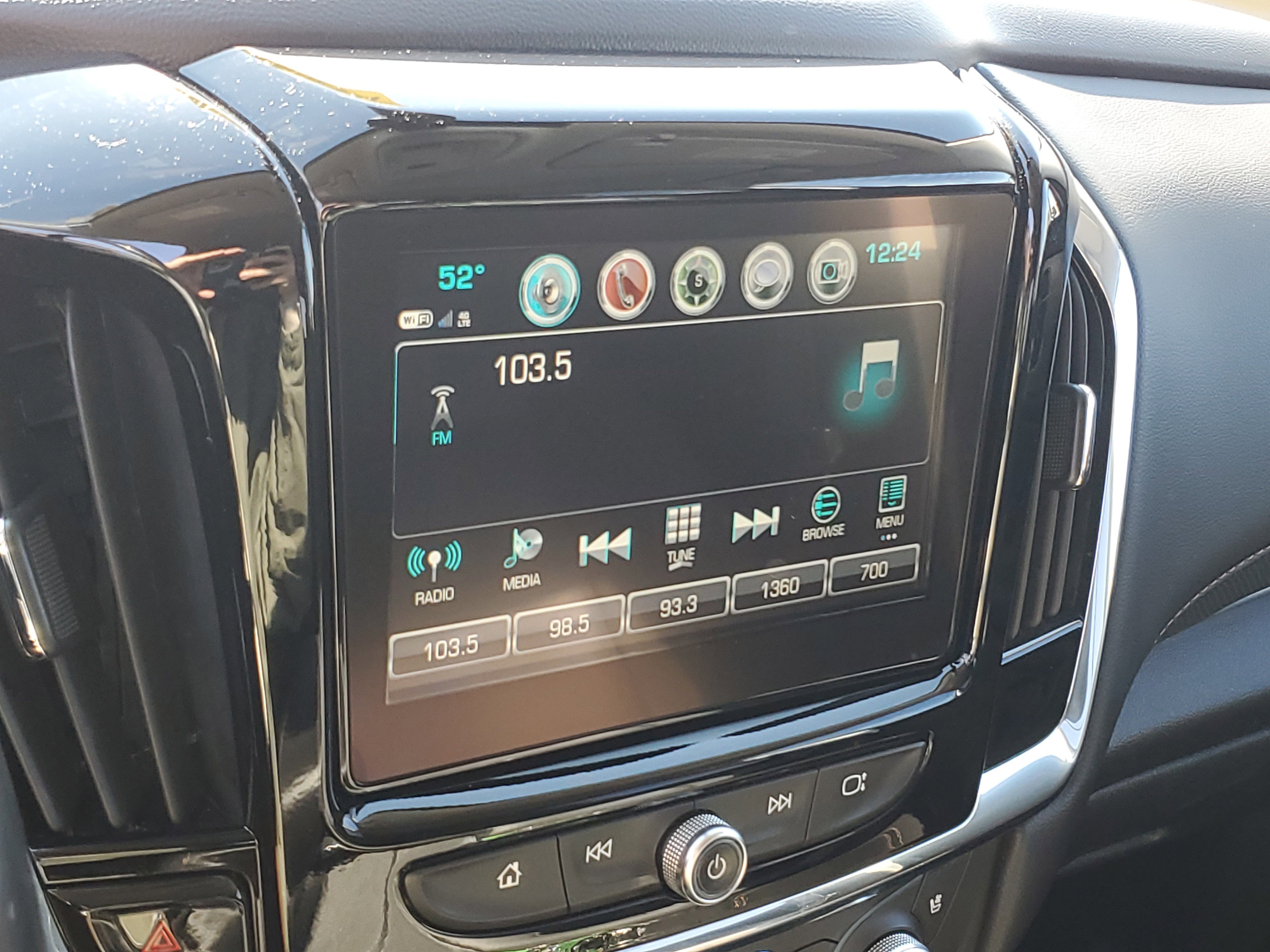 Used 2018 Chevrolet Traverse Premier w/ Driver Confidence II Package image 18