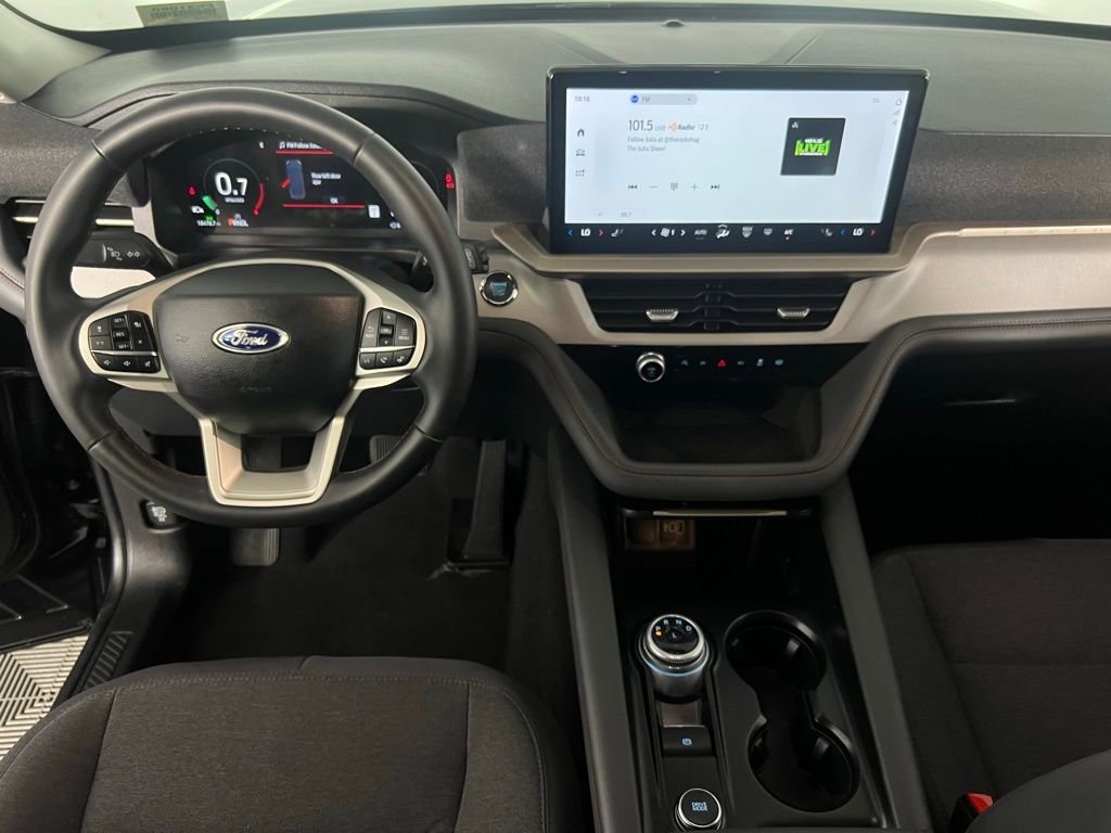 Used 2025 Ford Explorer Active image 13