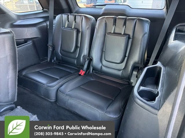 Used 2016 Ford Explorer Limited w/ Equipment Group 301A AWD/4WD image 29