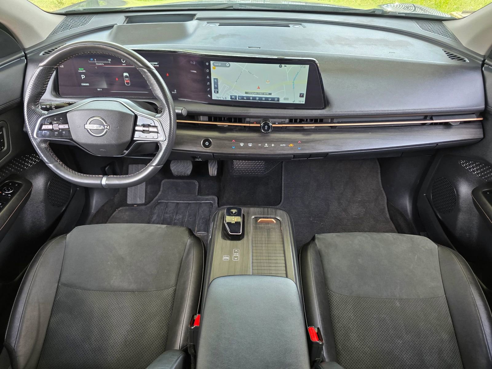 Used 2023 Nissan Ariya AWD image 13