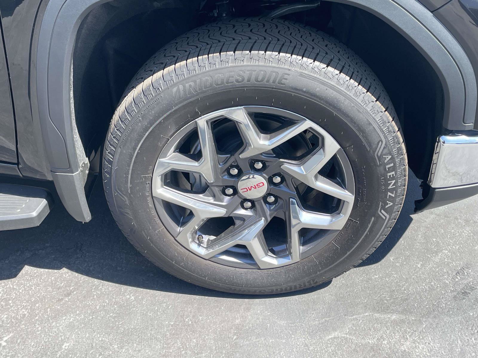 New 2026 GMC Sierra 1500 SLT w/ SLT Premium Package AWD/4WD image 30