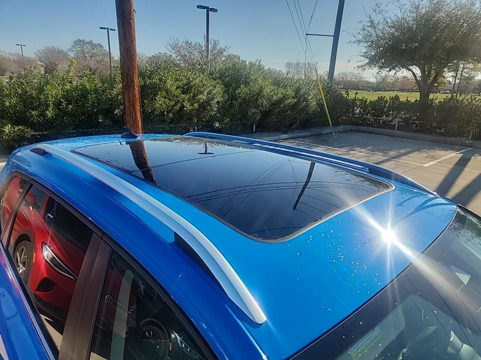 Used 2024 Volkswagen Taos SE image 23