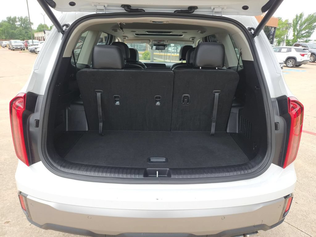Used 2025 Kia Telluride S FWD image 25