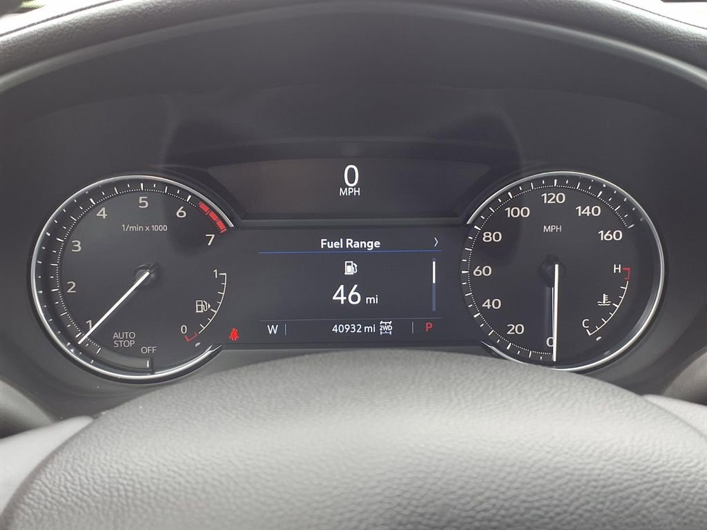 Used 2021 Cadillac XT4 Premium Luxury w/ Cold Weather Package image 18