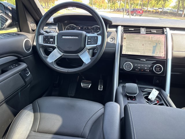 Used 2023 Land Rover Discovery S R-Dynamic AWD/4WD image 16