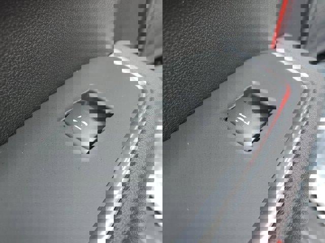 New 2025 GMC Sierra 1500 Elevation image 14