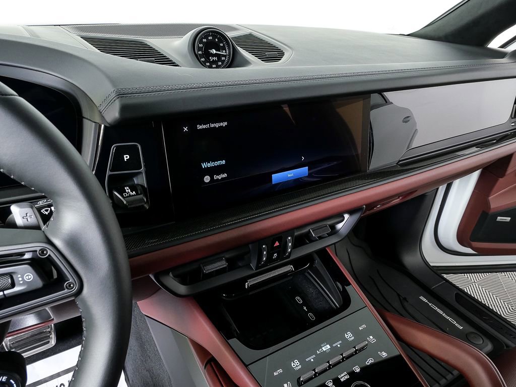 New 2026 Porsche Cayenne GTS image 13