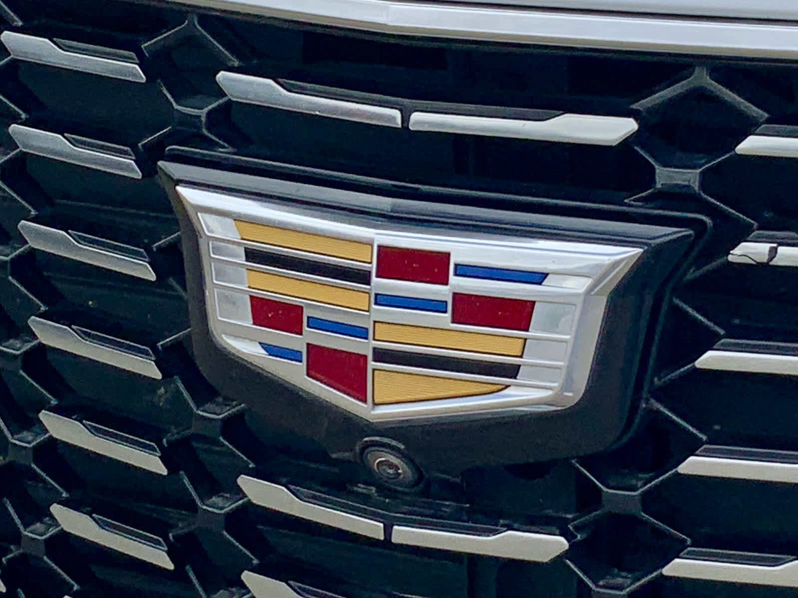 Used 2021 Cadillac XT4 Premium Luxury w/ Enhanced Visibility Package image 17