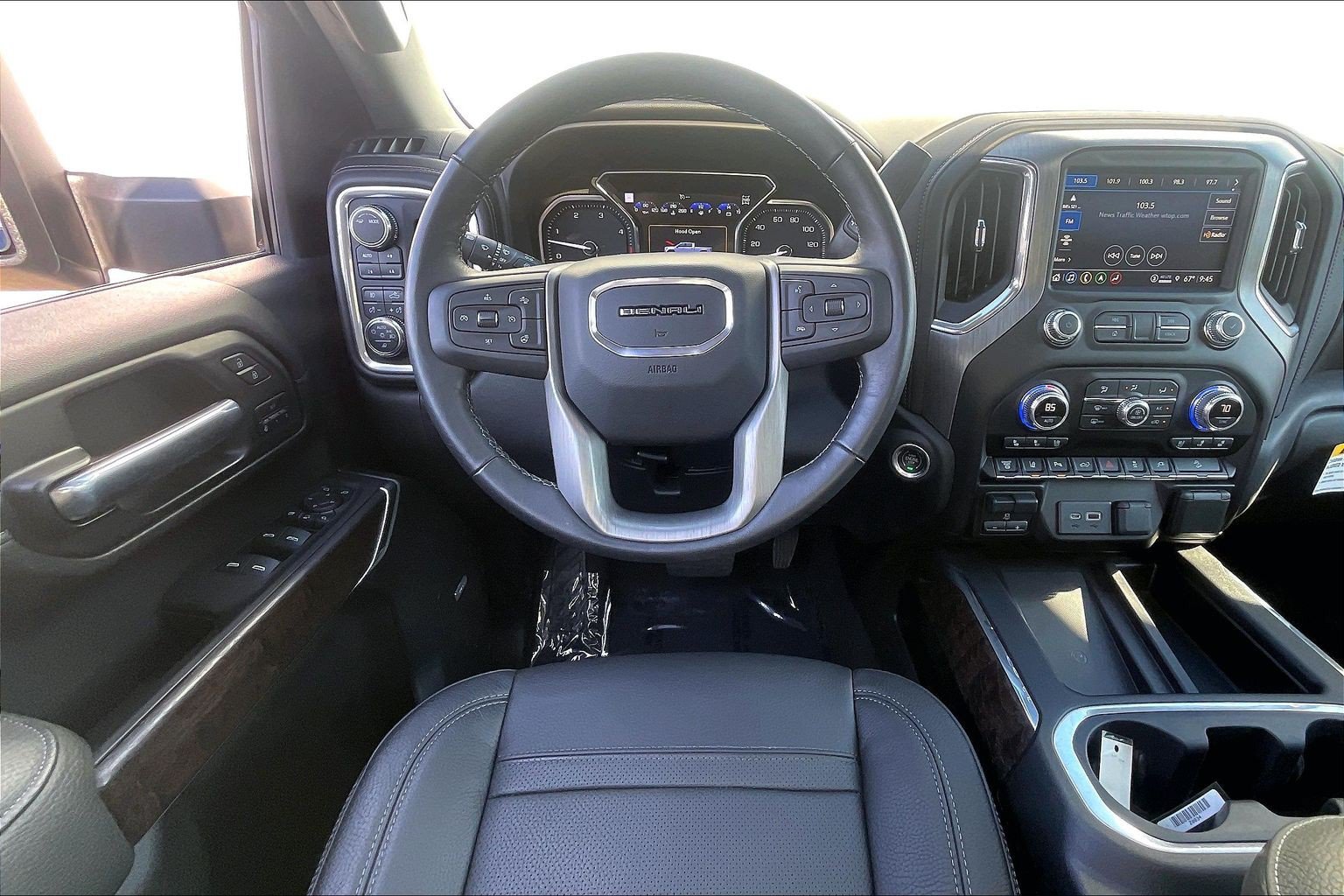 Used 2021 GMC Sierra 3500 Denali w/ Denali Ultimate Package AWD/4WD image 6