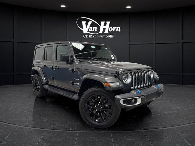 Used 2022 Jeep Wrangler Unlimited Sahara w/ Cold Weather Group AWD/4WD image 1