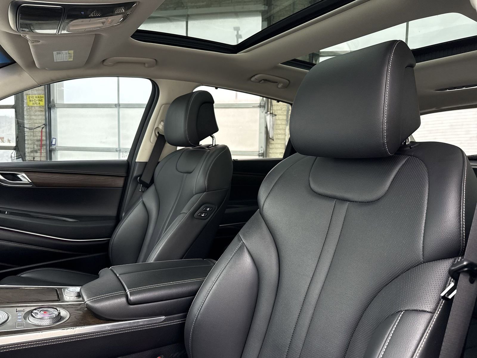 Used 2021 Genesis GV80 2.5T image 10