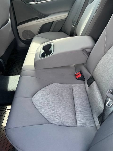 Used 2022 Toyota Camry LE w/ Carpet Mat Package (TMS) FWD image 10