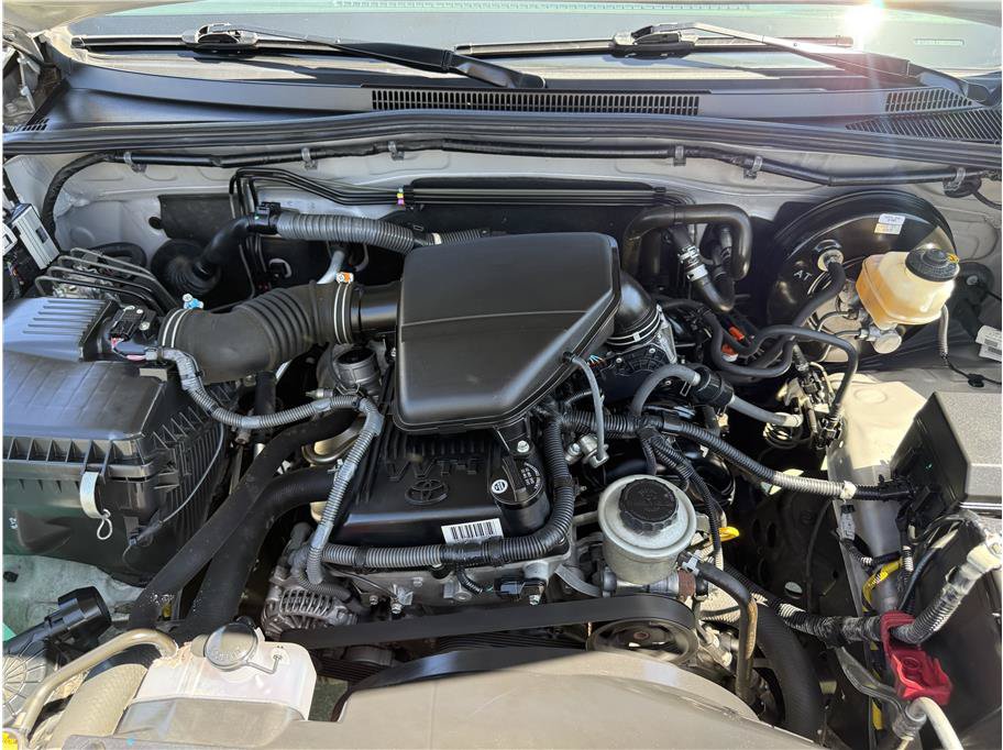 Used 2010 Toyota Tacoma 2WD Access Cab image 24