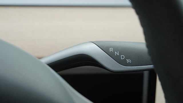 Used 2023 Tesla Model Y Long Range AWD/4WD image 25