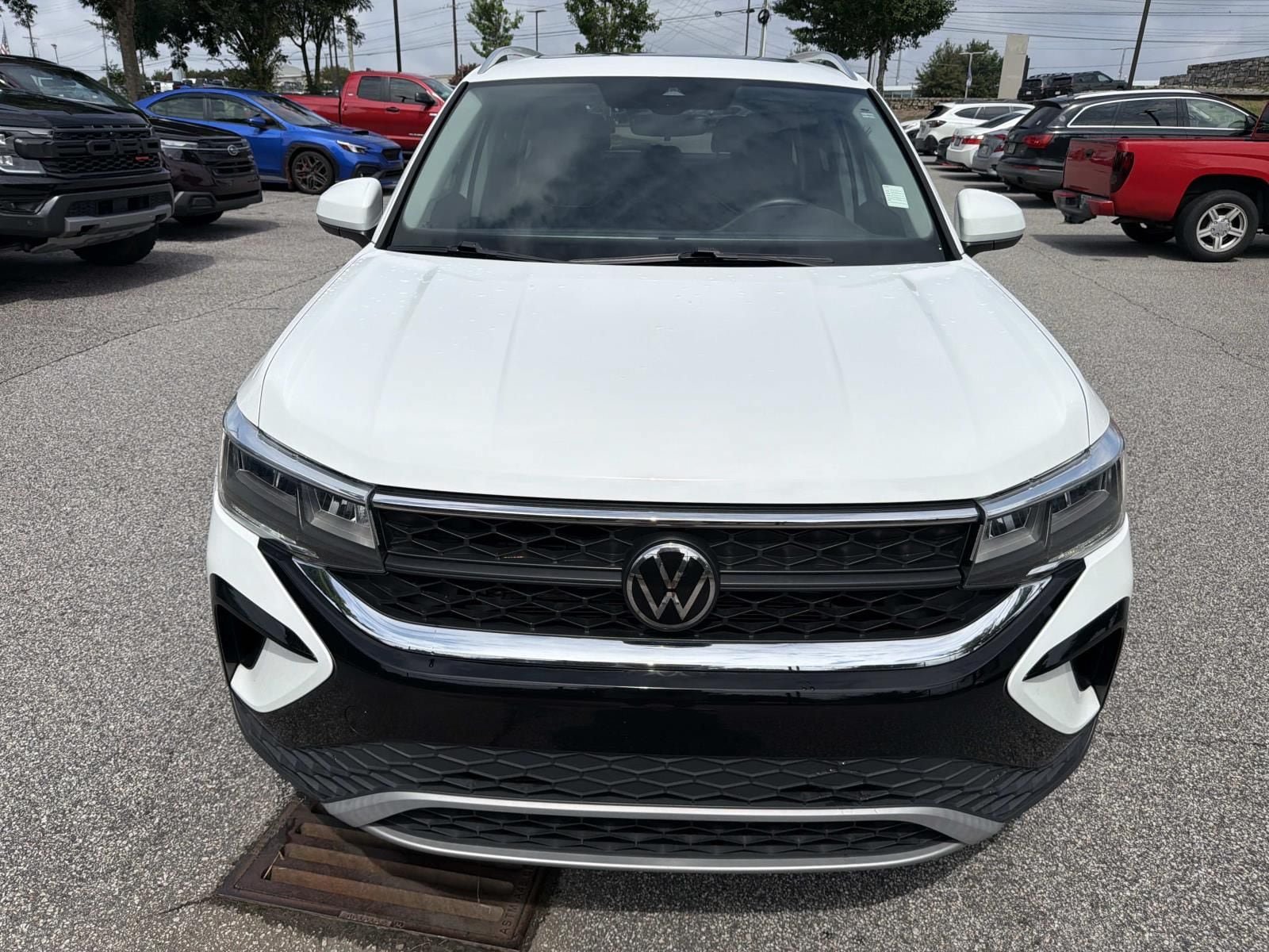 Used 2023 Volkswagen Taos SE FWD video 2