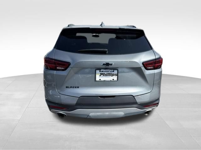 Certified 2024 Chevrolet Blazer LT w/ Convenience Package FWD image 13