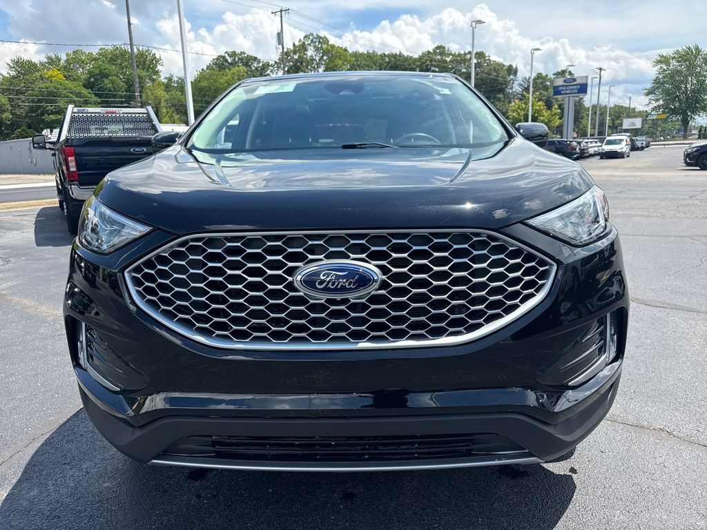 Used 2024 Ford Edge SEL w/ Convenience Package AWD/4WD video 3