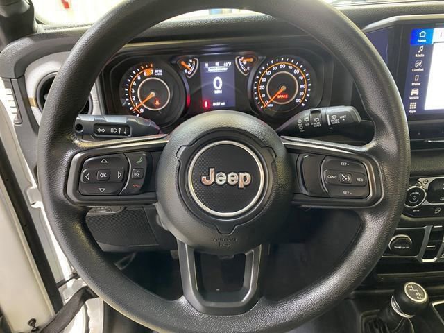 Used 2025 Jeep Wrangler Sport image 30