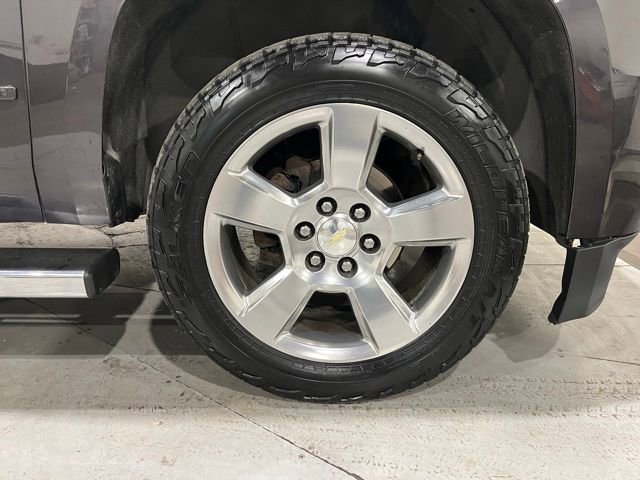 Used 2018 Chevrolet Suburban Premier image 14