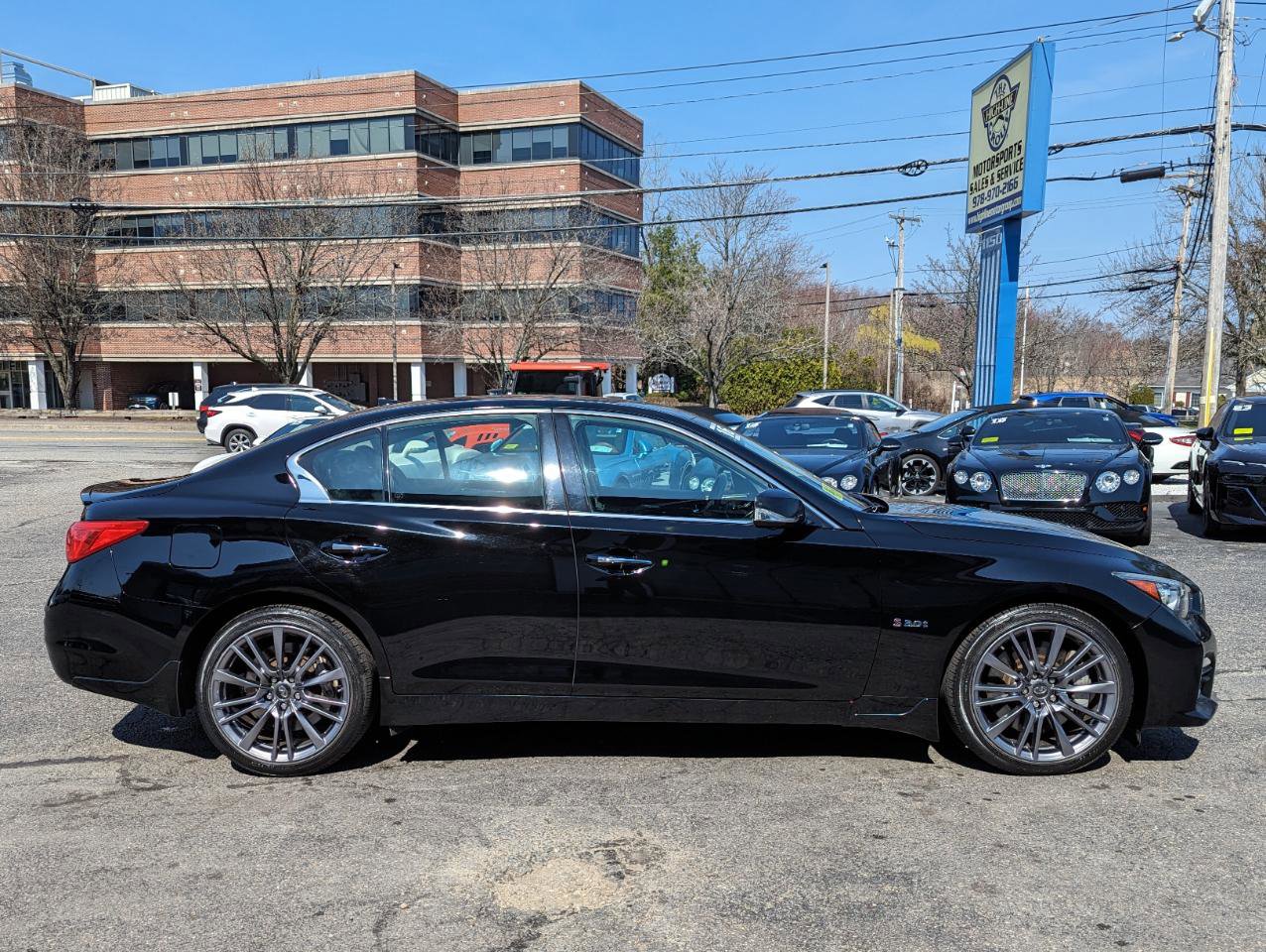 Used 2016 INFINITI Q50 Red Sport 400 image 6