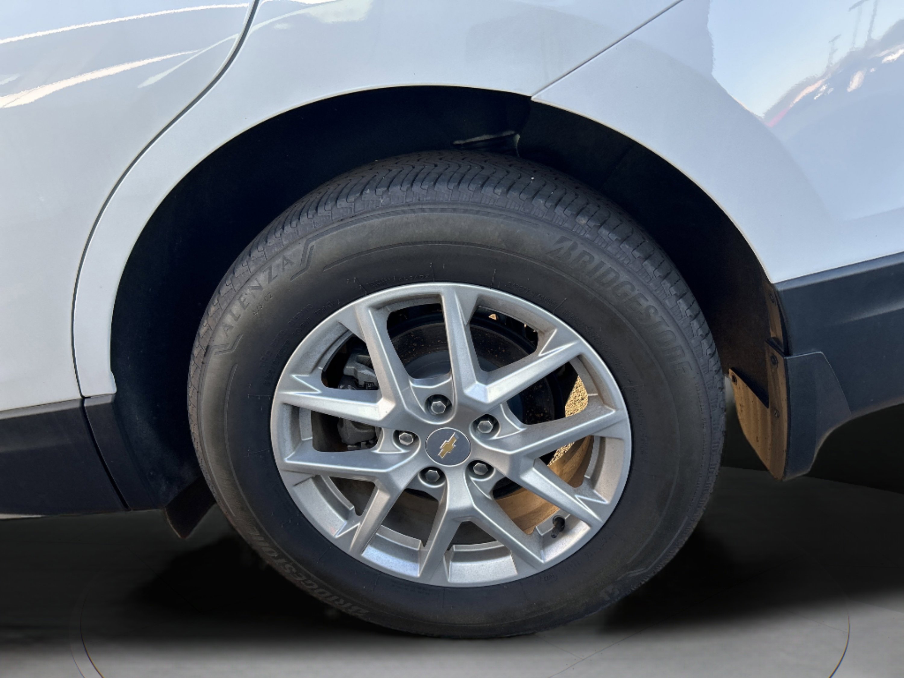 Used 2023 Chevrolet Equinox LT w/ LPO, Floor Liner Package image 20