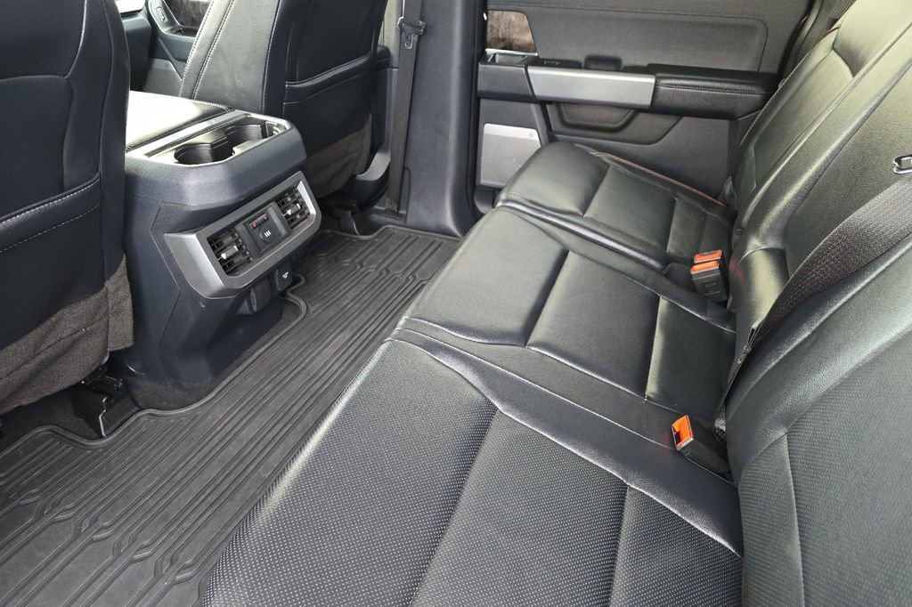 Used 2023 Ford F250 Lariat w/ Lariat Ultimate Package AWD/4WD image 11