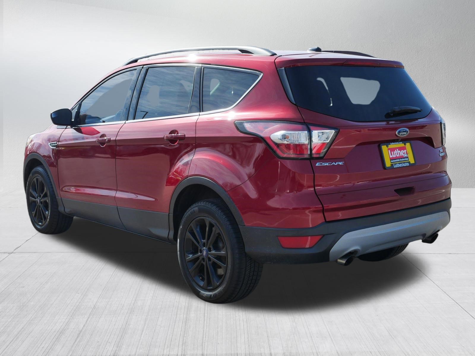 Used 2018 Ford Escape SE image 5