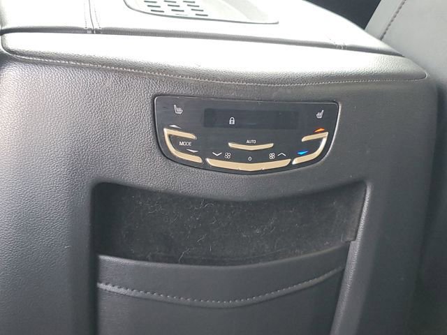 Used 2017 Cadillac Escalade Luxury image 33