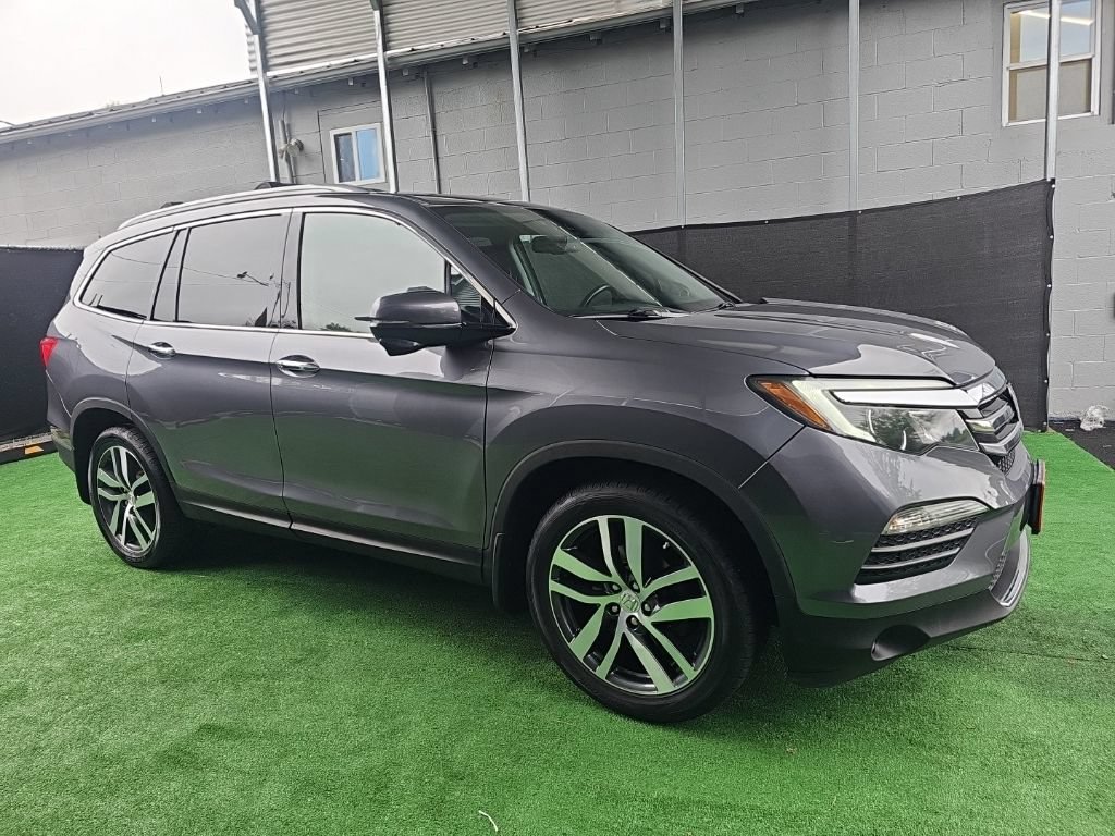 Used 2016 Honda Pilot Touring image 2
