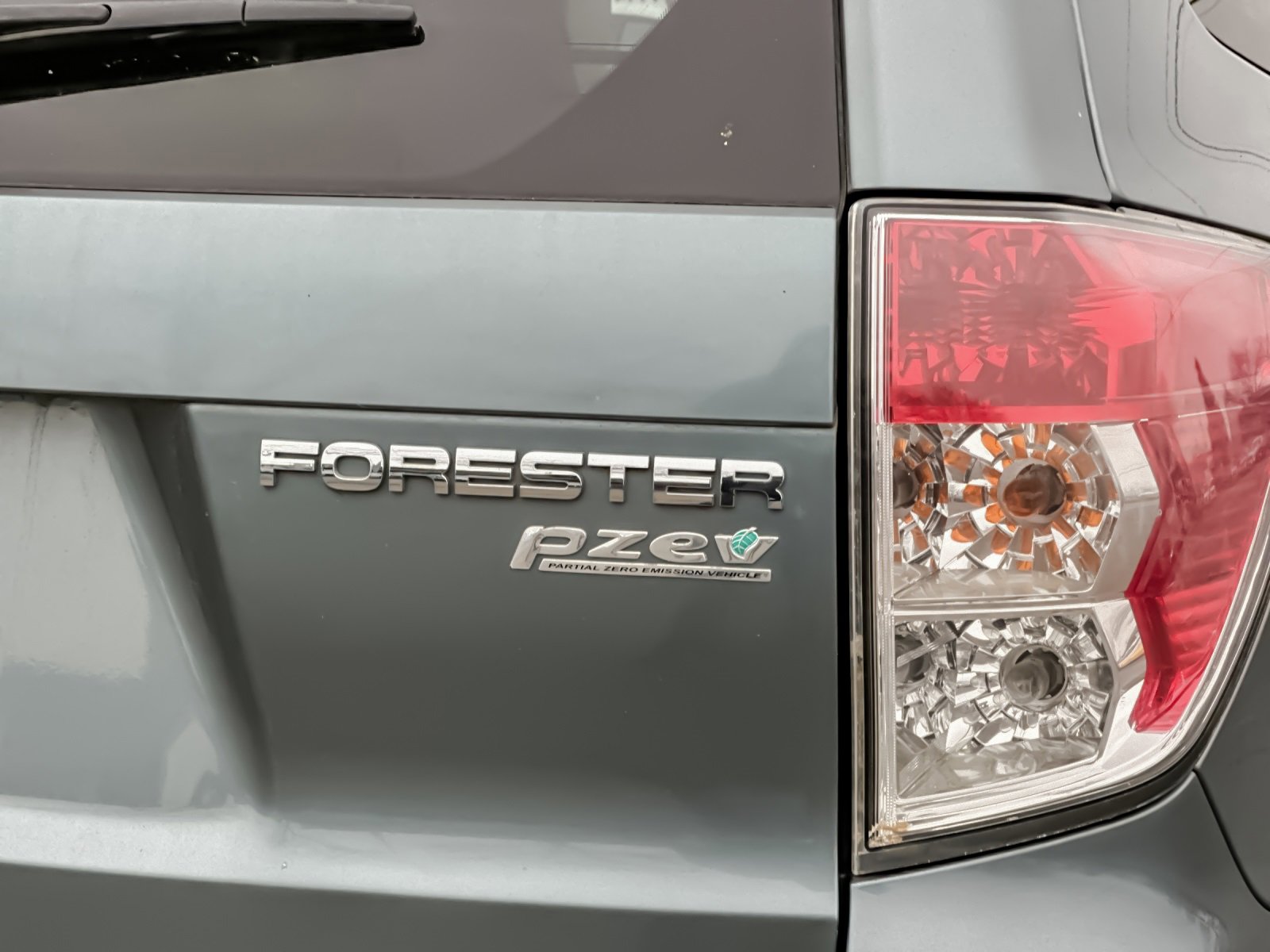 Used 2010 Subaru Forester 2.5X Premium image 25