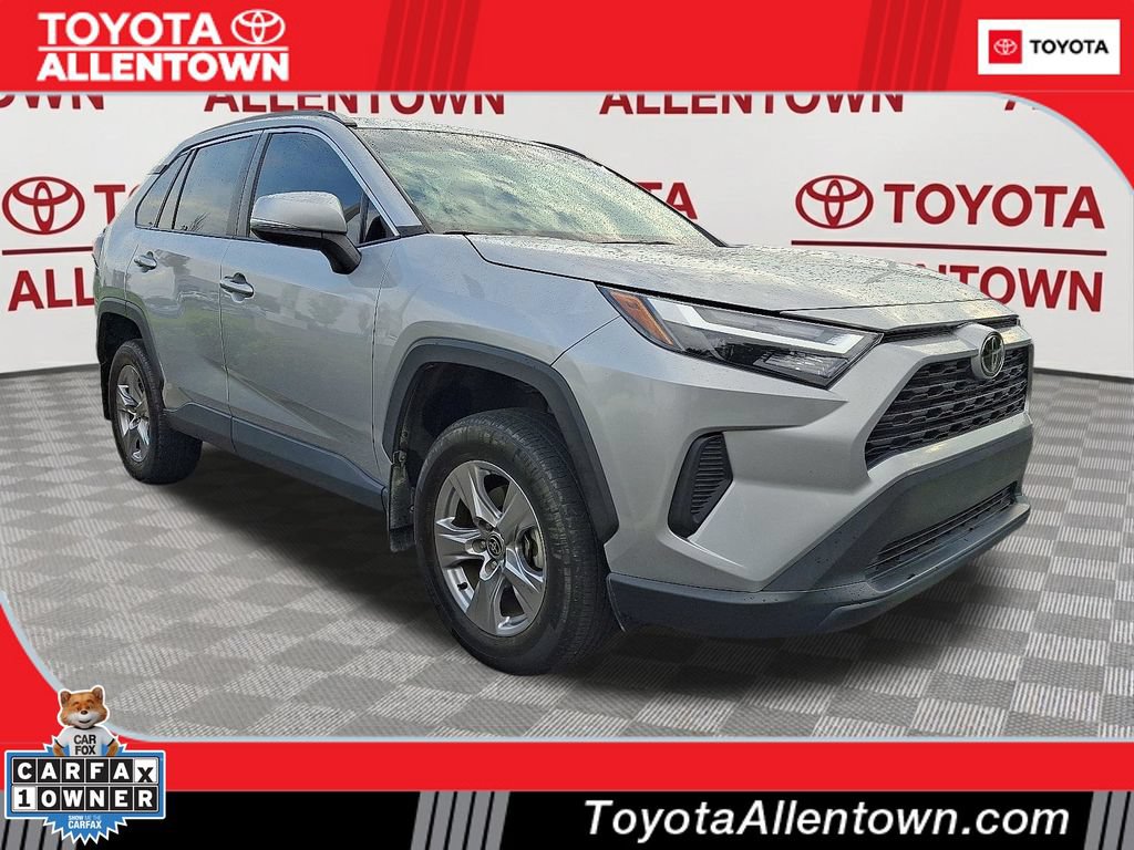 Used 2022 Toyota RAV4 XLE w/ Convenience Package AWD/4WD image 1