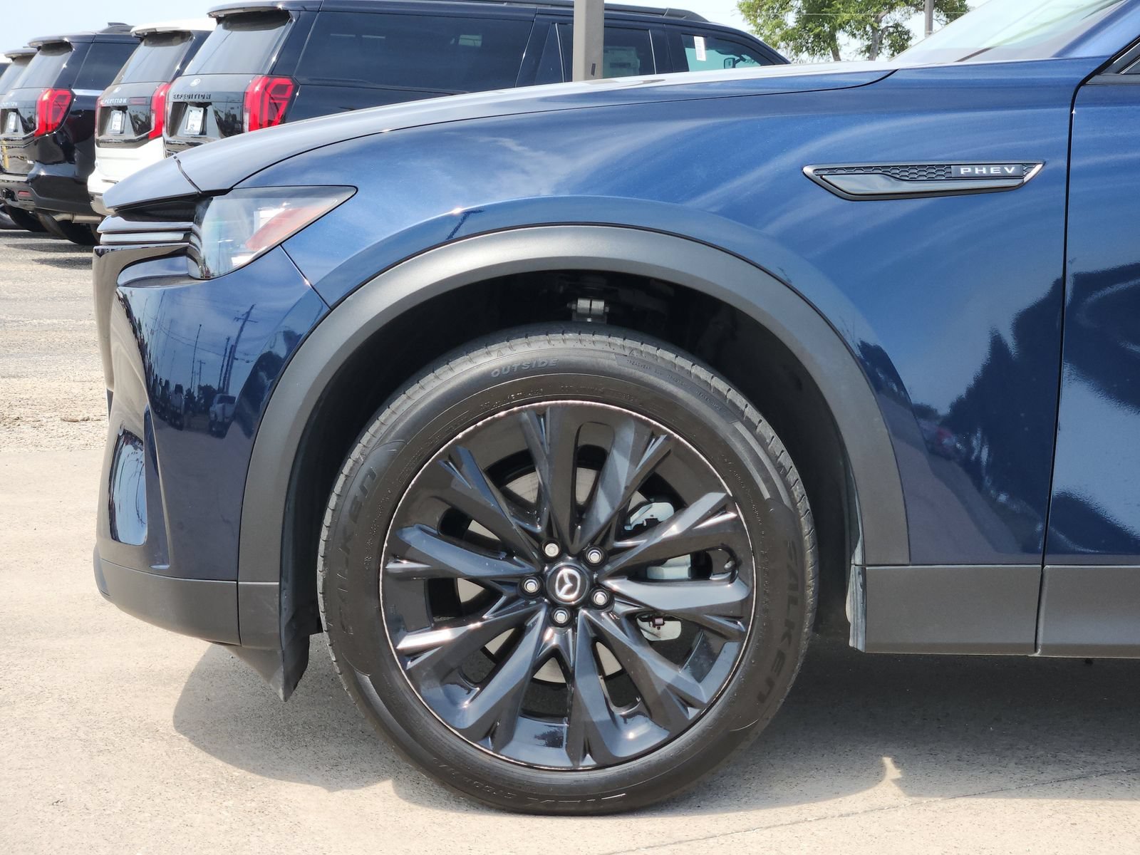Used 2025 MAZDA CX-90 Plug-In Hybrid w/Premium Sport AWD/4WD image 10