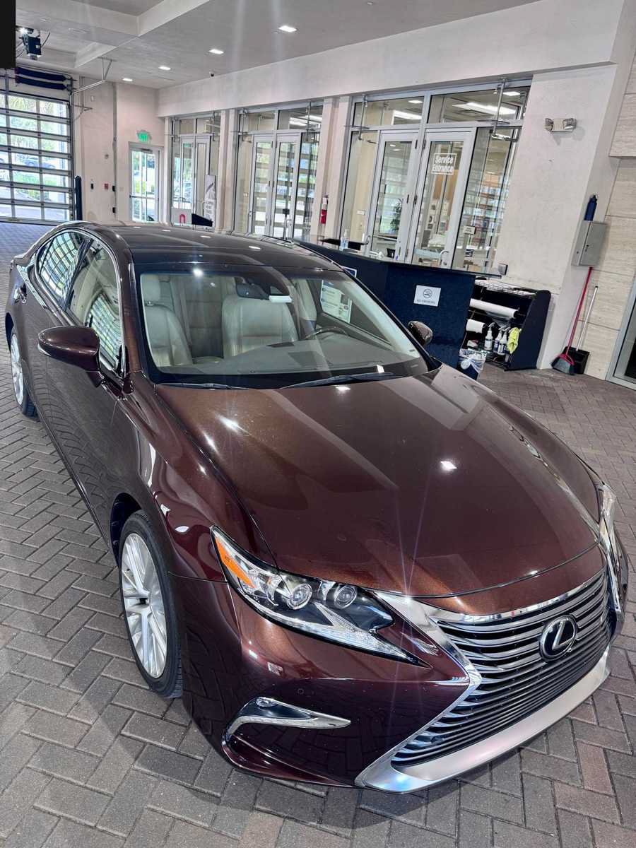 Used 2016 Lexus ES 350 w/ Ultra Luxury Package FWD video 1
