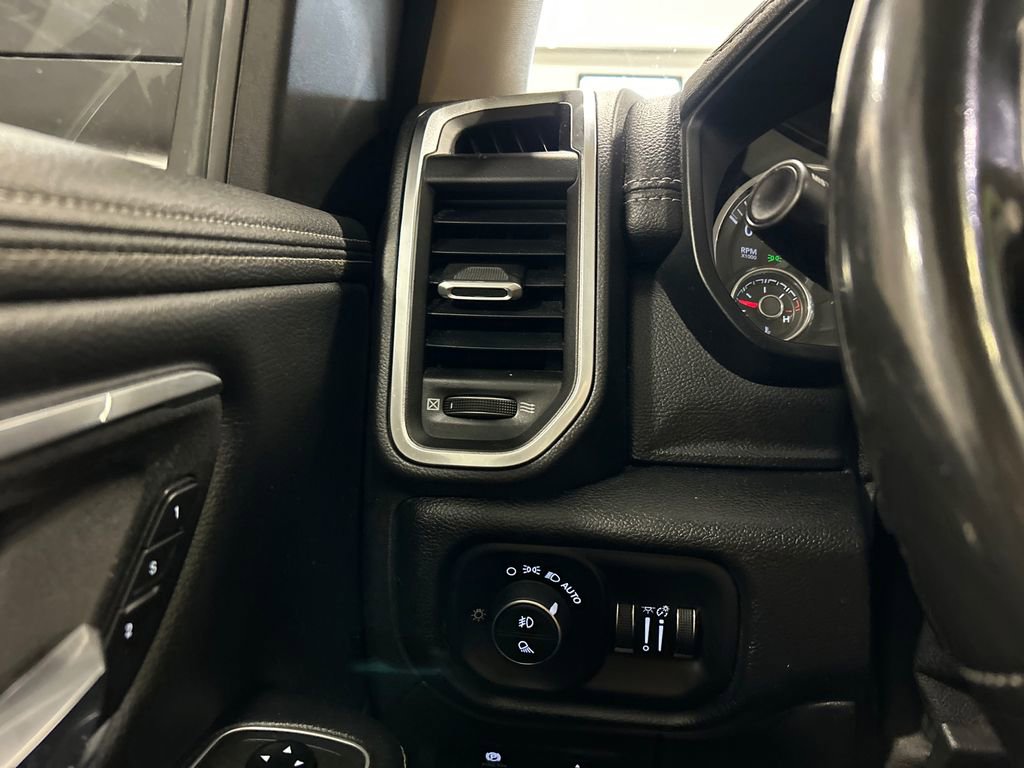 Used 2021 RAM 1500 Laramie AWD/4WD image 20