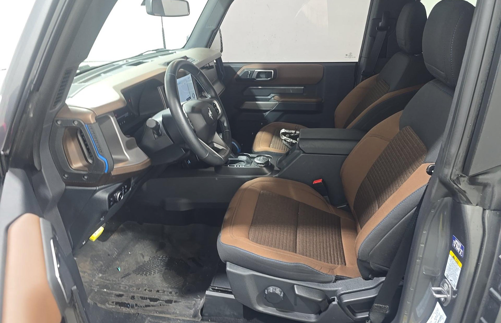 Used 2023 Ford Bronco Outer Banks AWD/4WD image 7